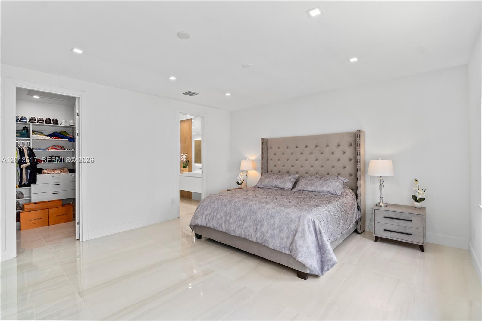 3188 NE 211th Ter, Aventura FL 33180