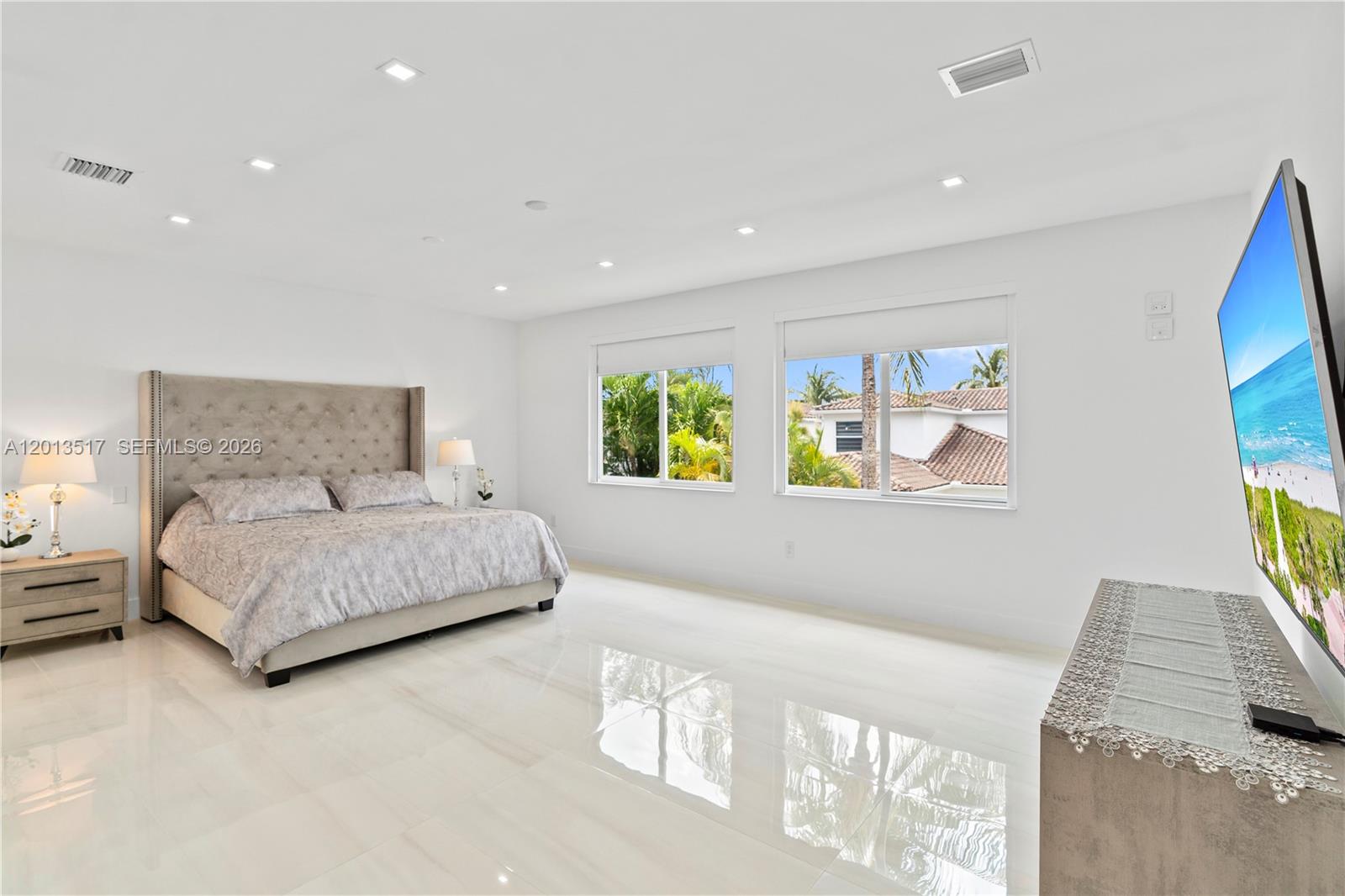 3188 NE 211th Ter, Aventura FL 33180
