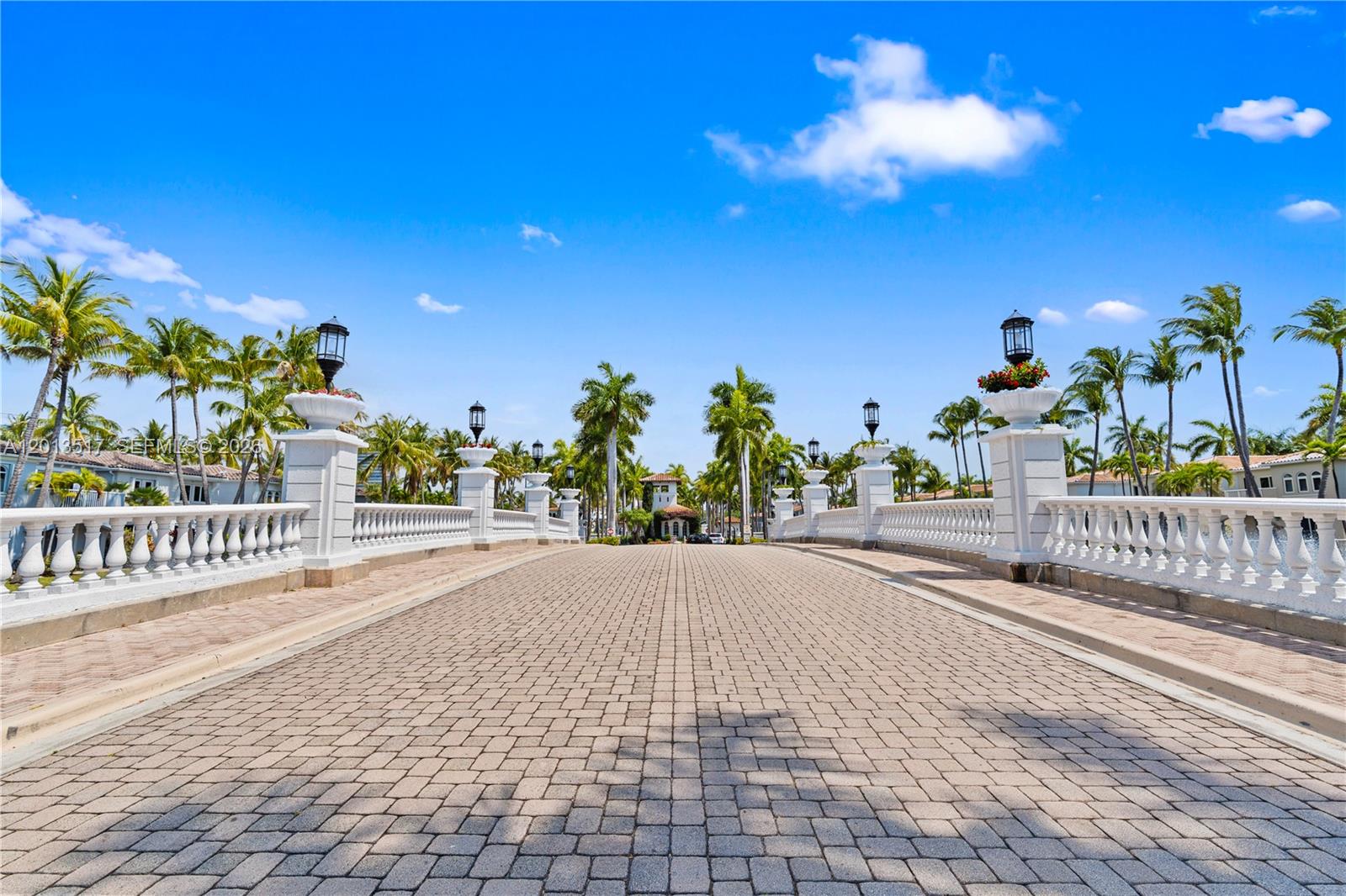 3188 NE 211th Ter, Aventura FL 33180