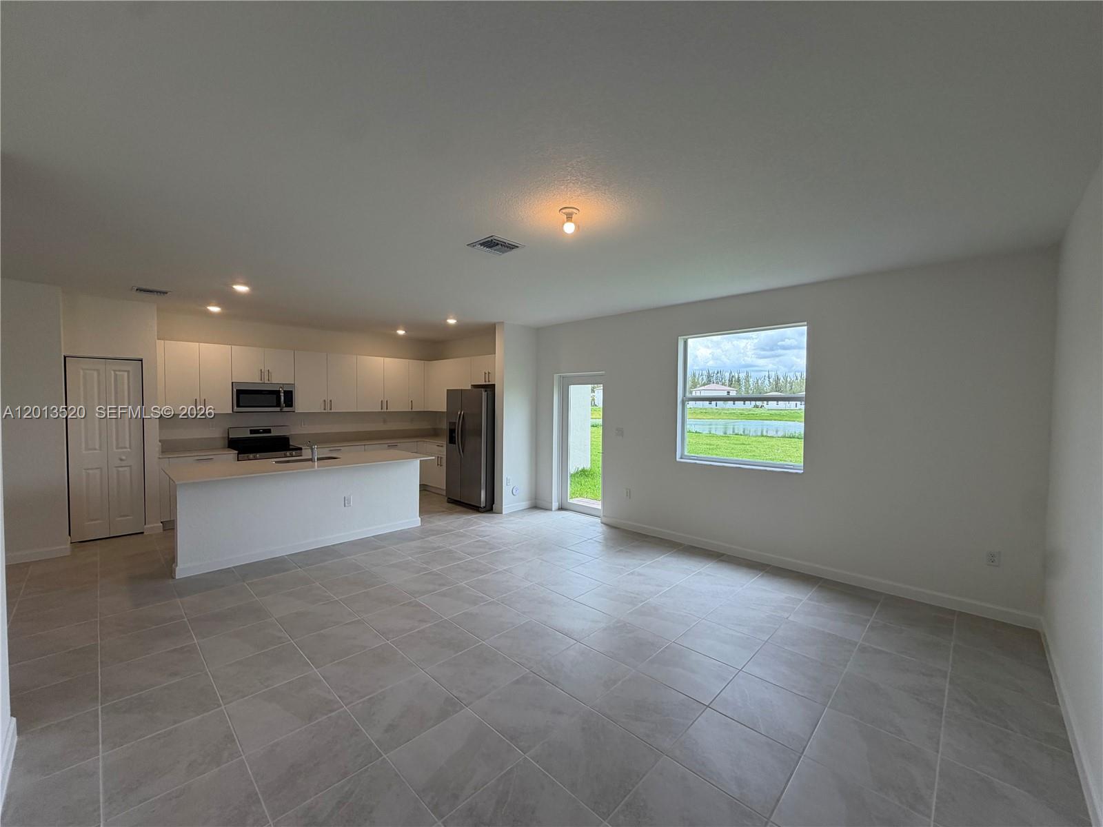 2384 SE 29th Dr #2384, Homestead FL 33035