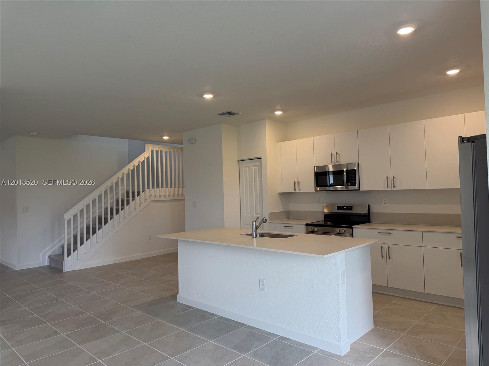 2384 SE 29th Dr #2384, Homestead FL 33035