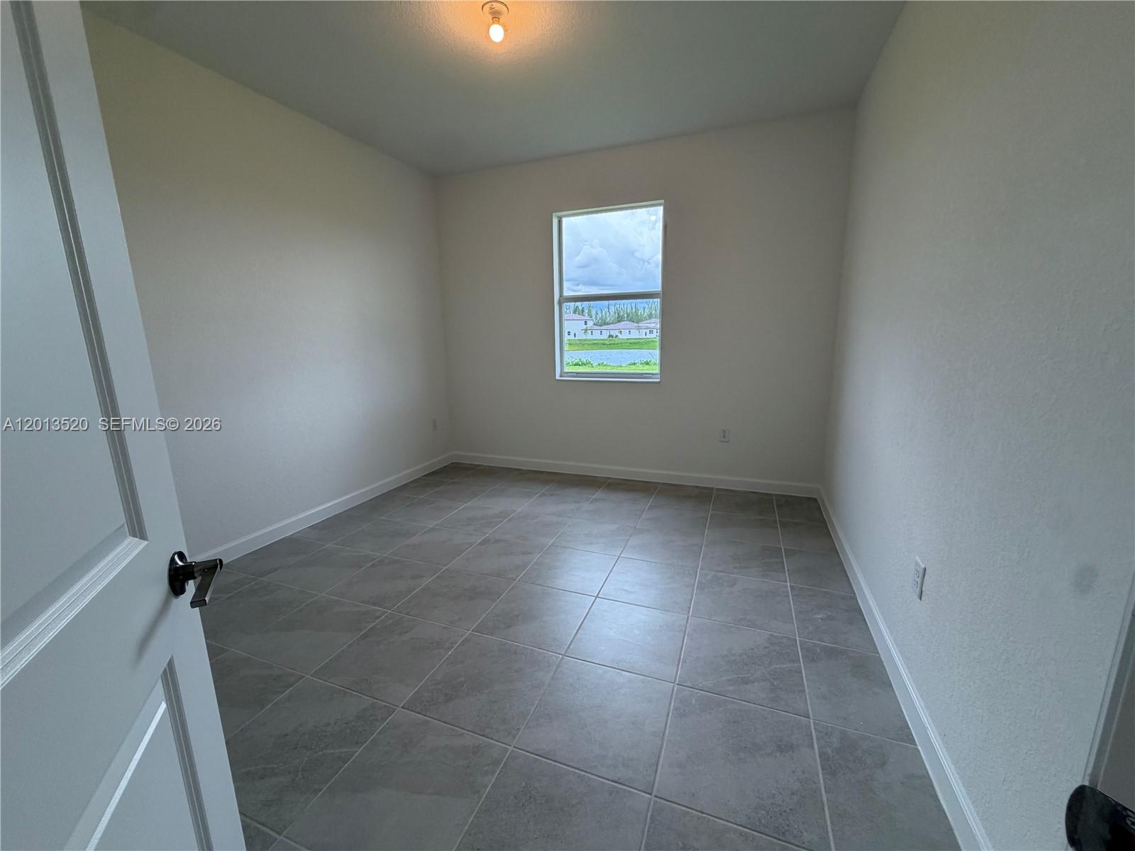 2384 SE 29th Dr #2384, Homestead FL 33035