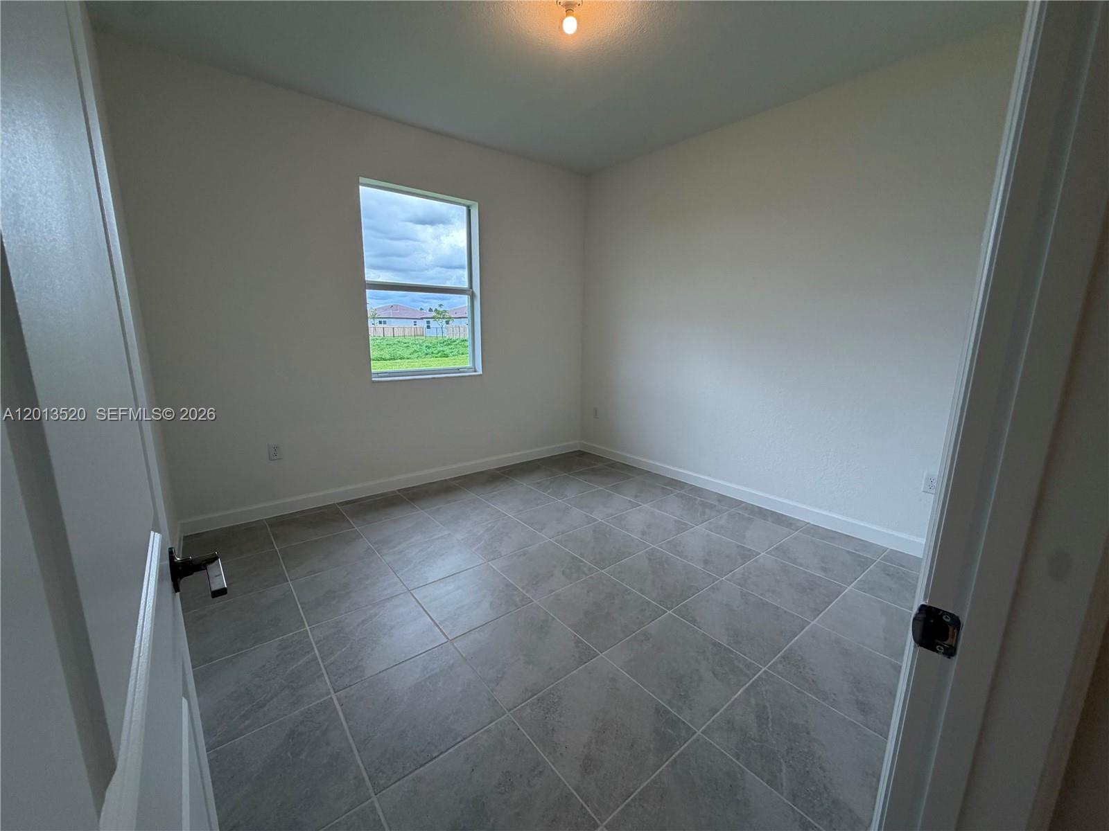 2384 SE 29th Dr #2384, Homestead FL 33035