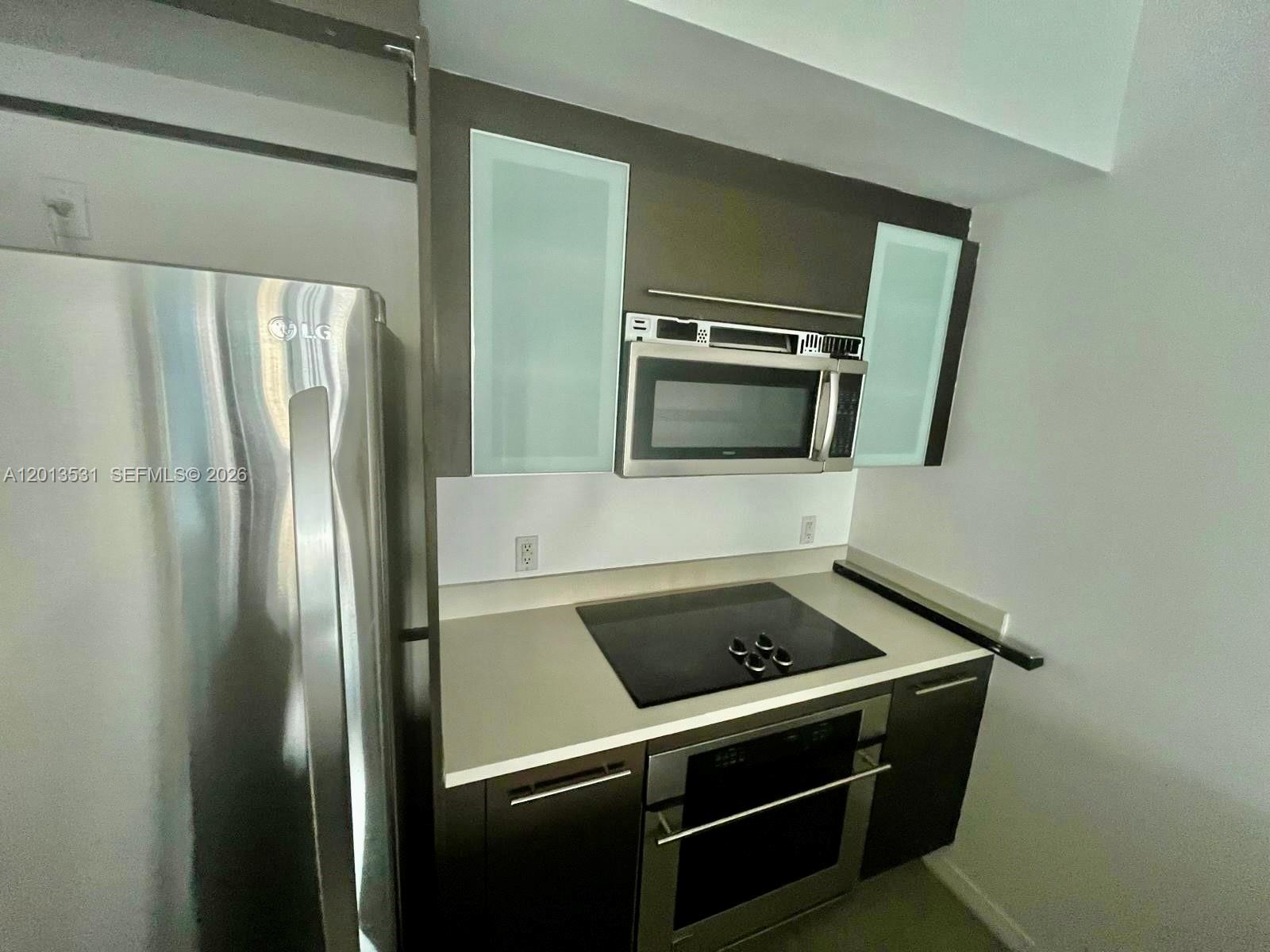 55 SE 6th St #3706, Miami FL 33131