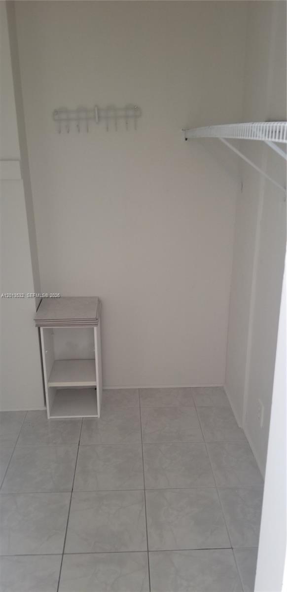 1901 Brickell Ave #B906, Miami FL 33129