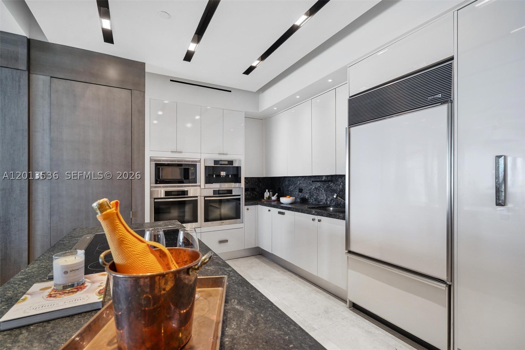6799 Collins Ave #205, Miami Beach FL 33141