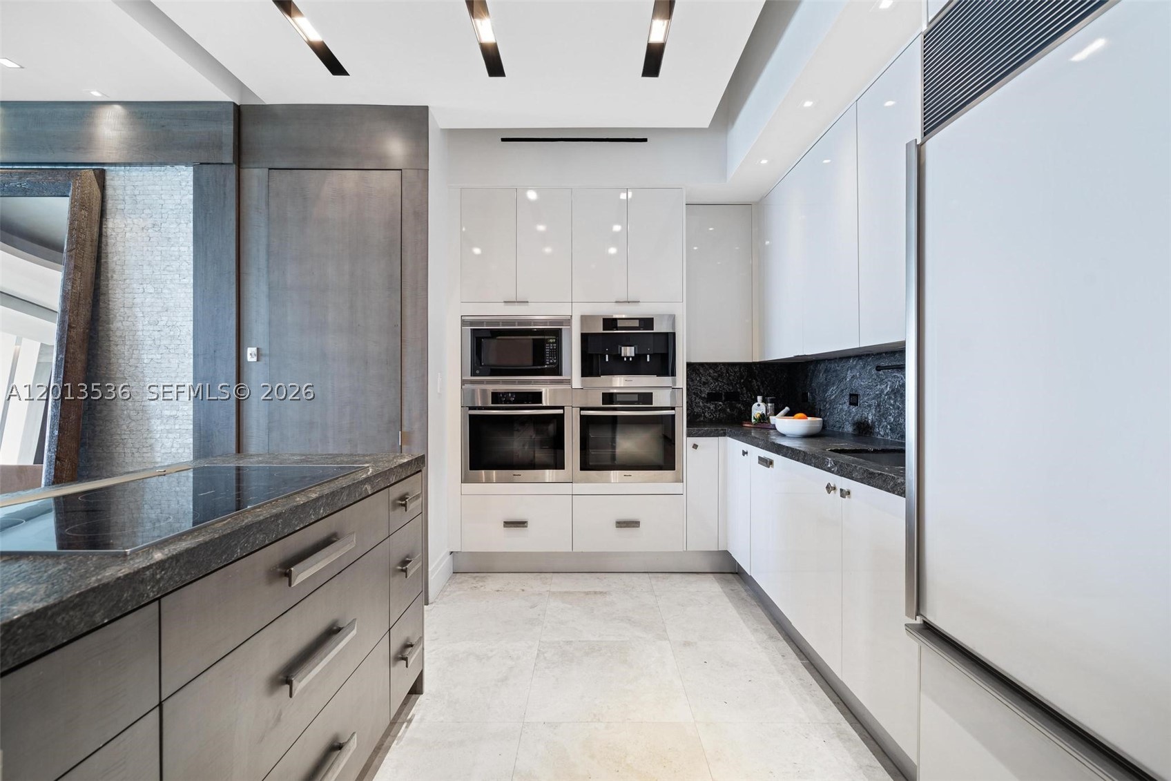 6799 Collins Ave #205, Miami Beach FL 33141