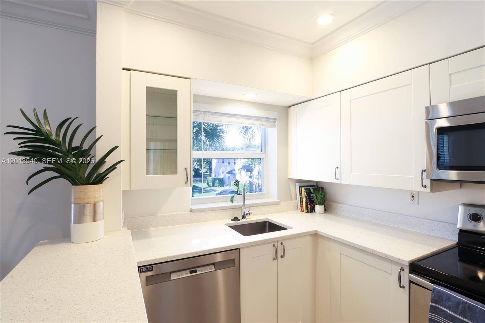 7740 SW 54th Ct #52D, Miami FL 33143