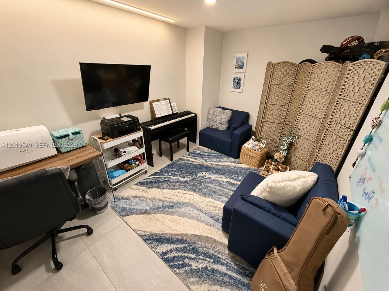 17111 Biscayne Blvd #1610, North Miami Beach FL 33160