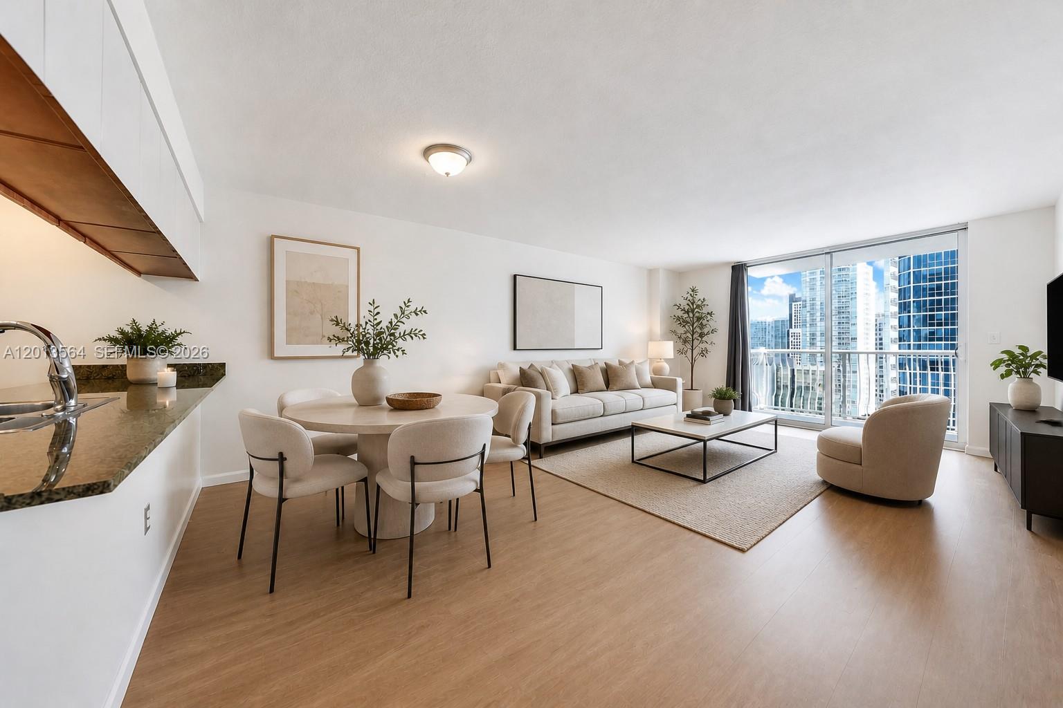 1200 Brickell Bay Dr #3122, Miami FL 33131
