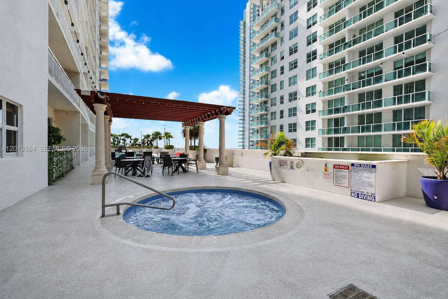 1200 Brickell Bay Dr #3122, Miami FL 33131