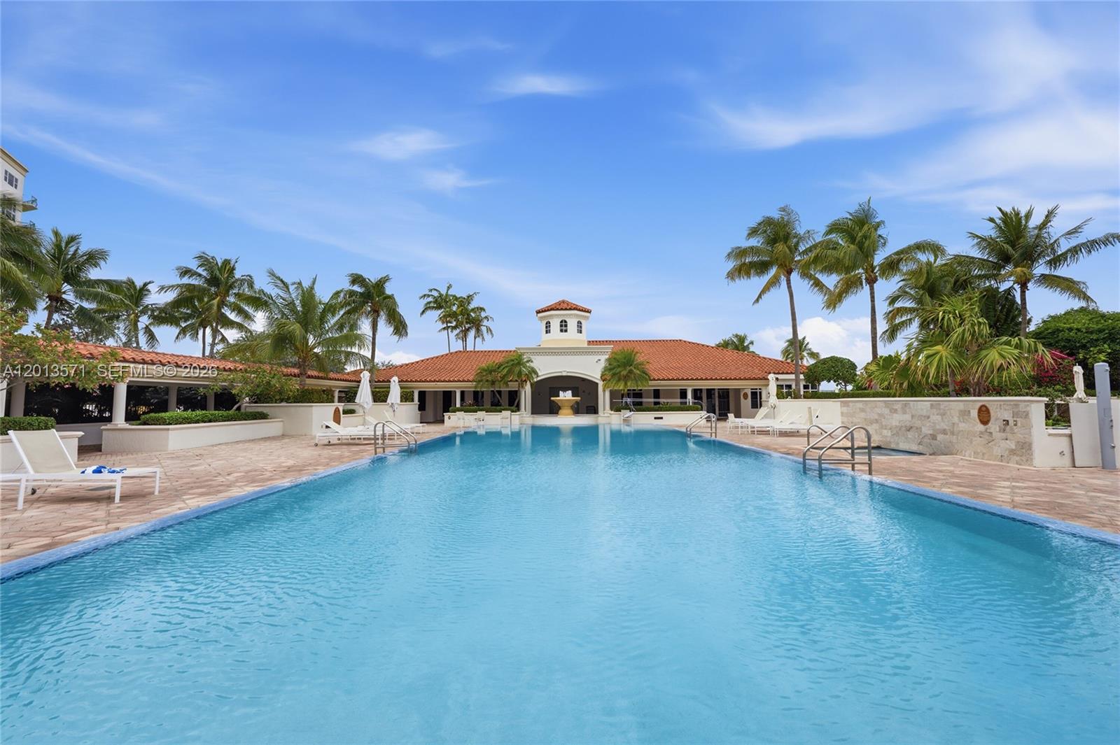 19900 E Country Club Dr #116, Aventura FL 33180