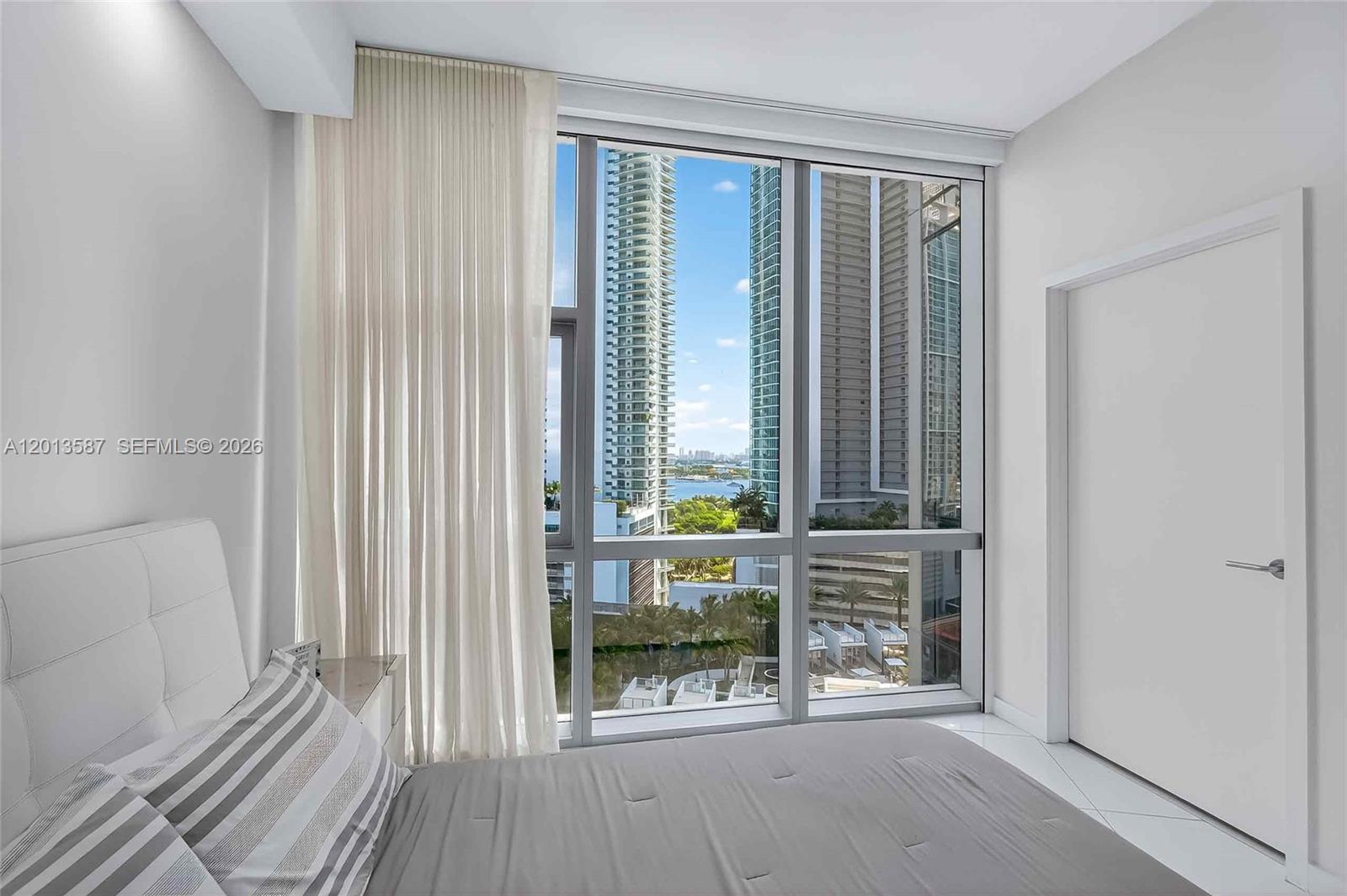 851 NE 1st Ave #1603, Miami FL 33132