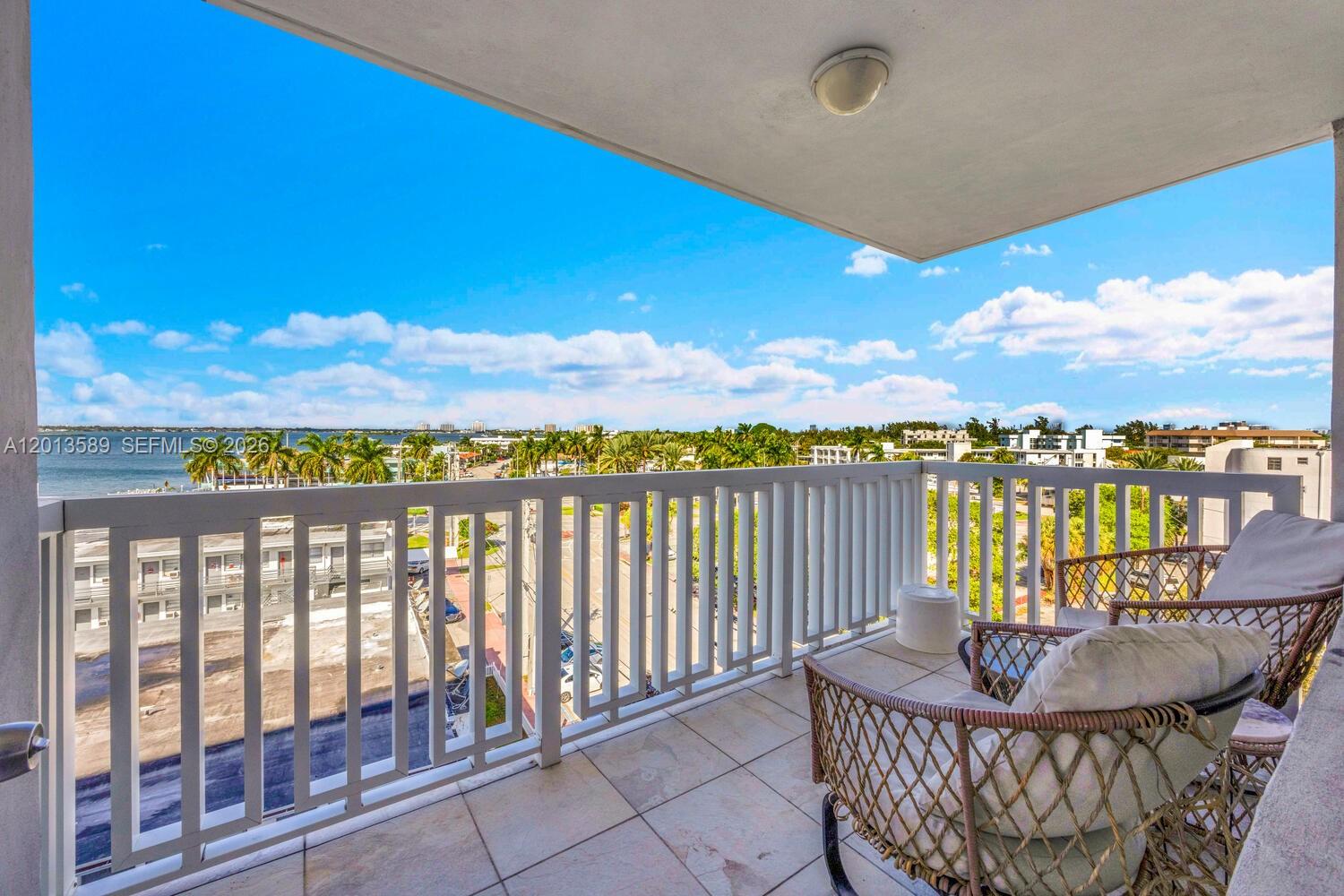 2016 Bay Dr #604, Miami Beach FL 33141