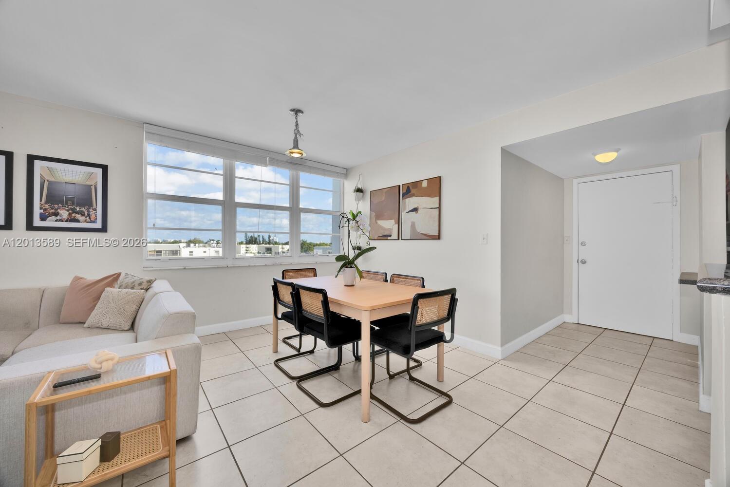 2016 Bay Dr #604, Miami Beach FL 33141