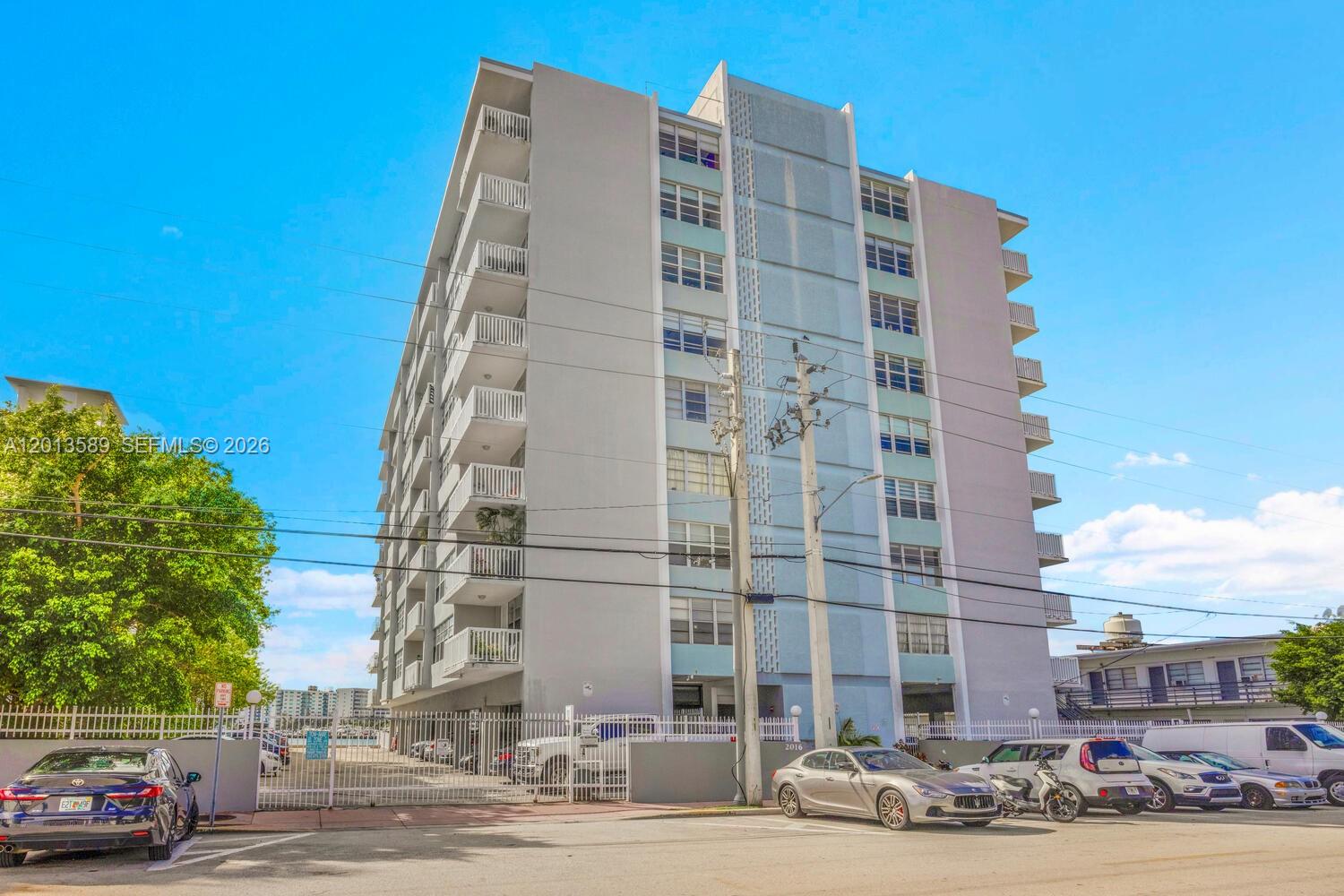 2016 Bay Dr #604, Miami Beach FL 33141