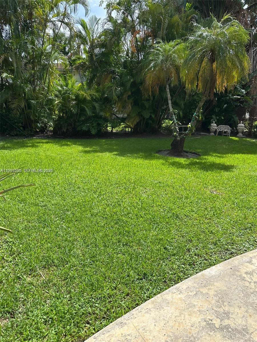 Bal Harbour FL 33154 - A12013595