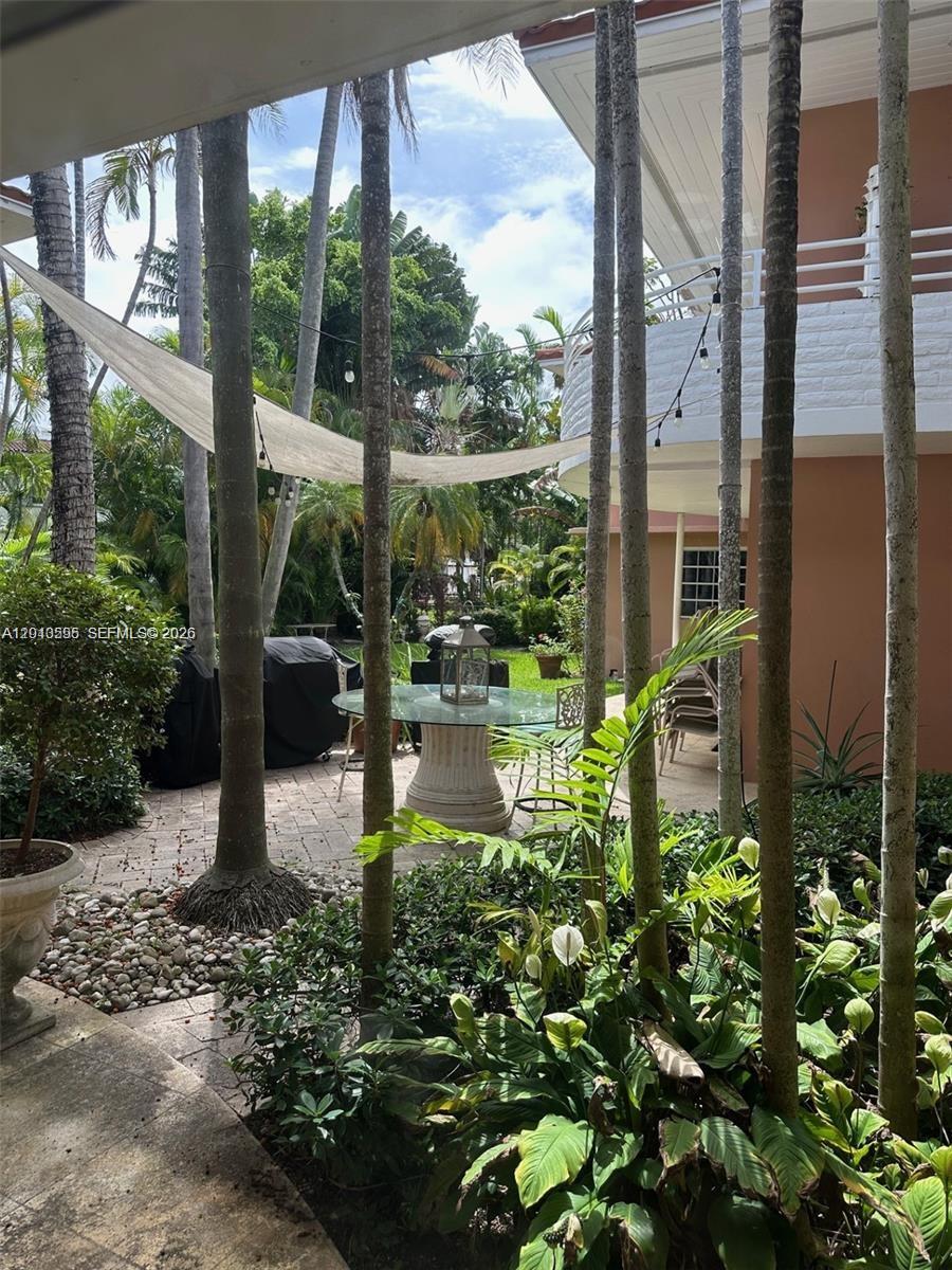 Bal Harbour FL 33154 - A12013595