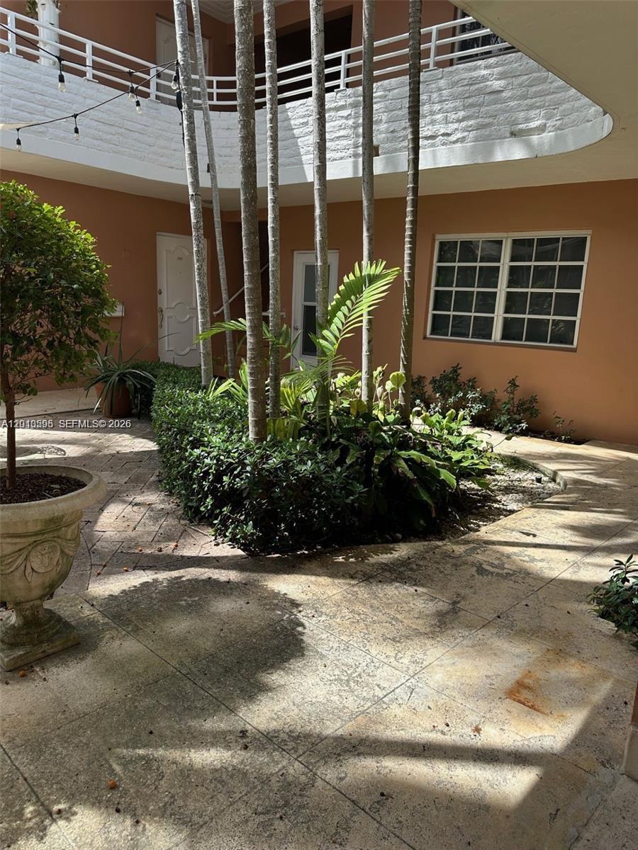 Bal Harbour FL 33154 - A12013595