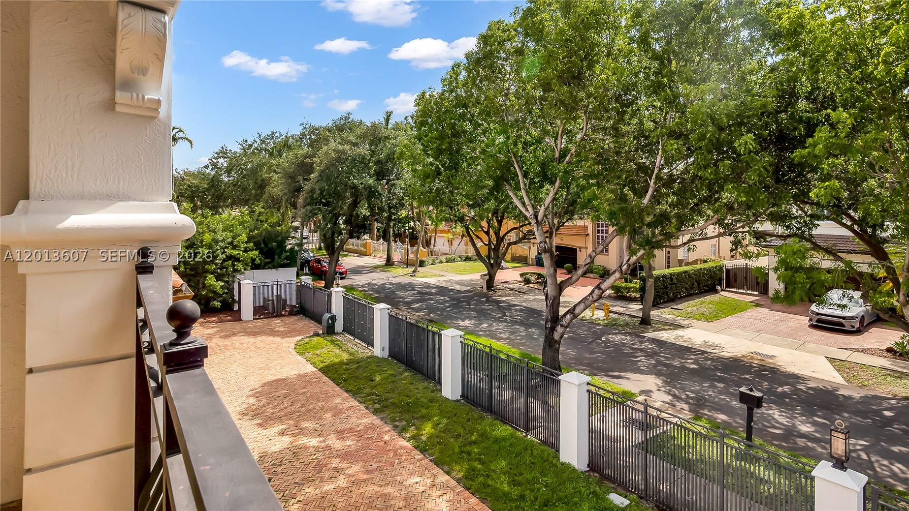 16763 NW 77th Path, Miami Lakes FL 33016