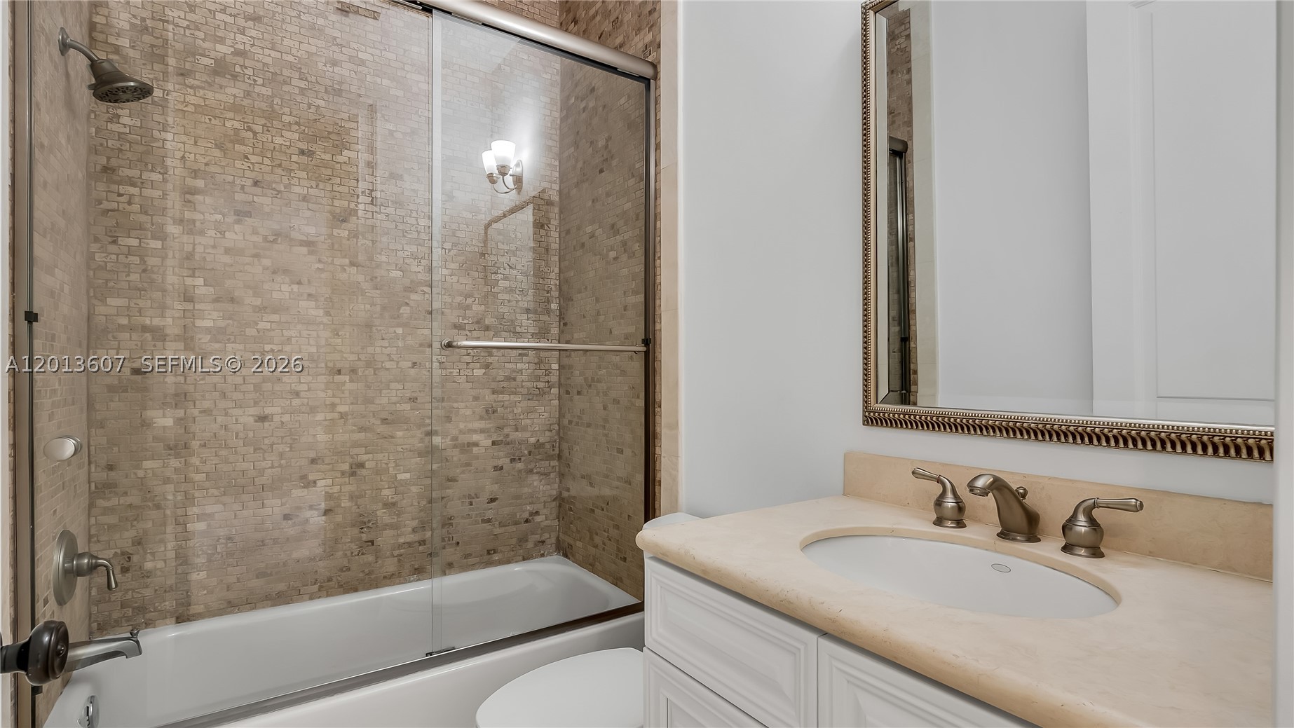 16763 NW 77th Path, Miami Lakes FL 33016