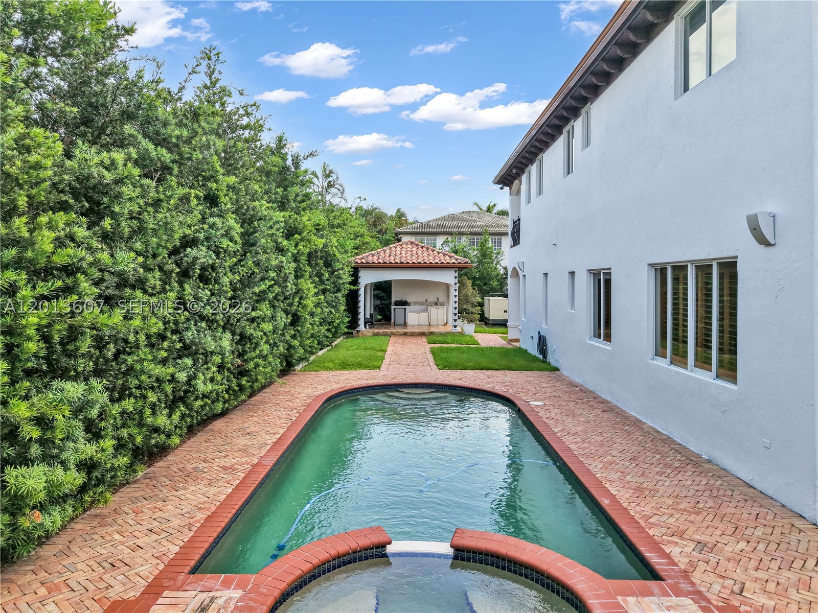 16763 NW 77th Path, Miami Lakes FL 33016