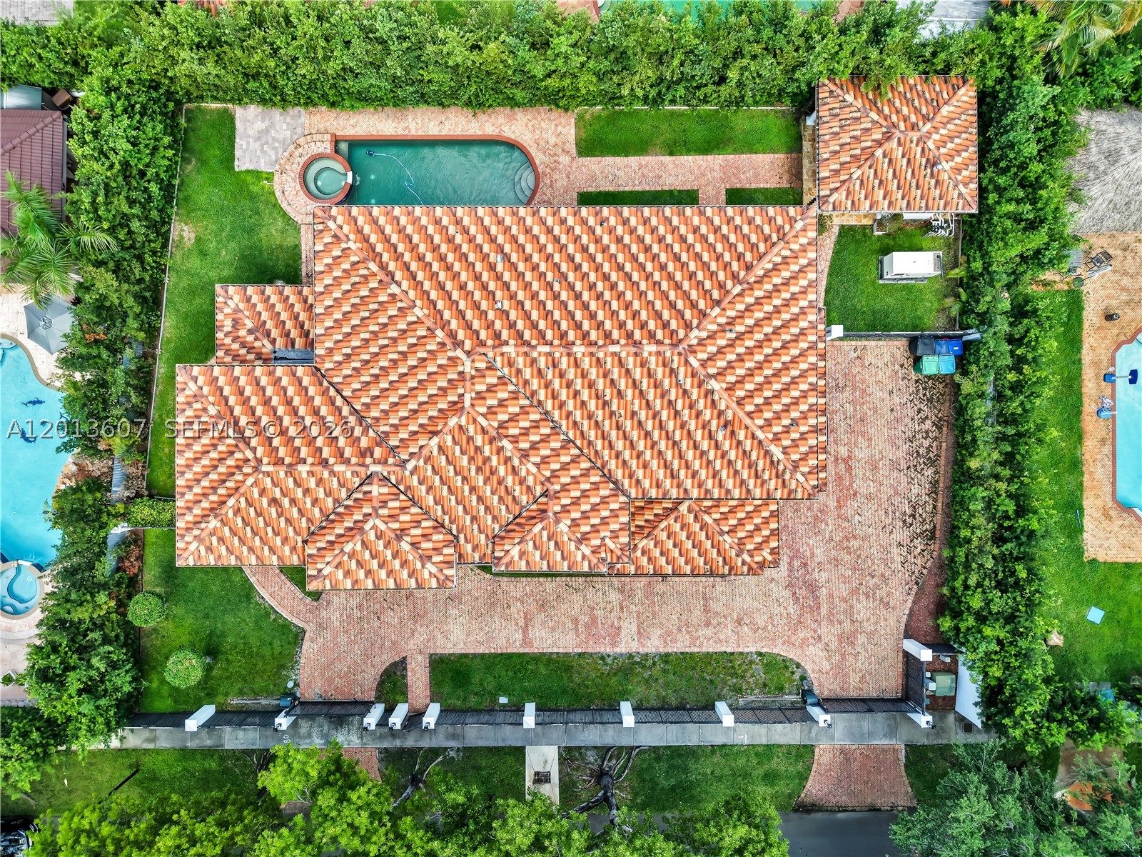 16763 NW 77th Path, Miami Lakes FL 33016