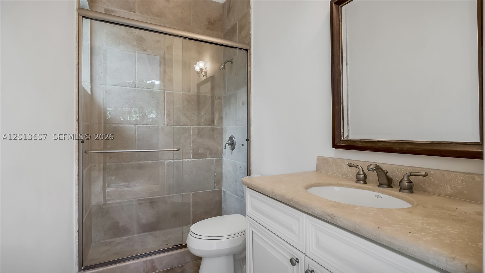 16763 NW 77th Path, Miami Lakes FL 33016