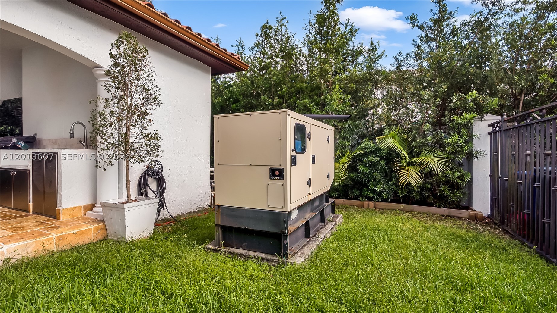 16763 NW 77th Path, Miami Lakes FL 33016