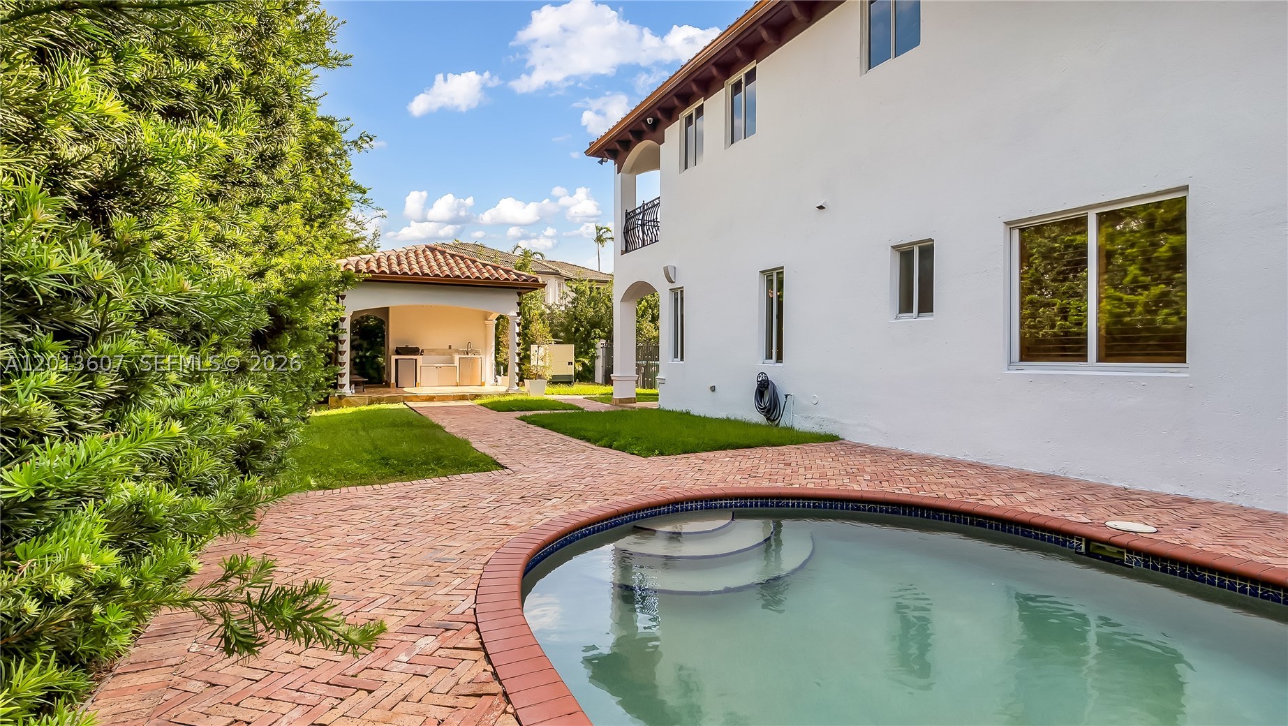 16763 NW 77th Path, Miami Lakes FL 33016