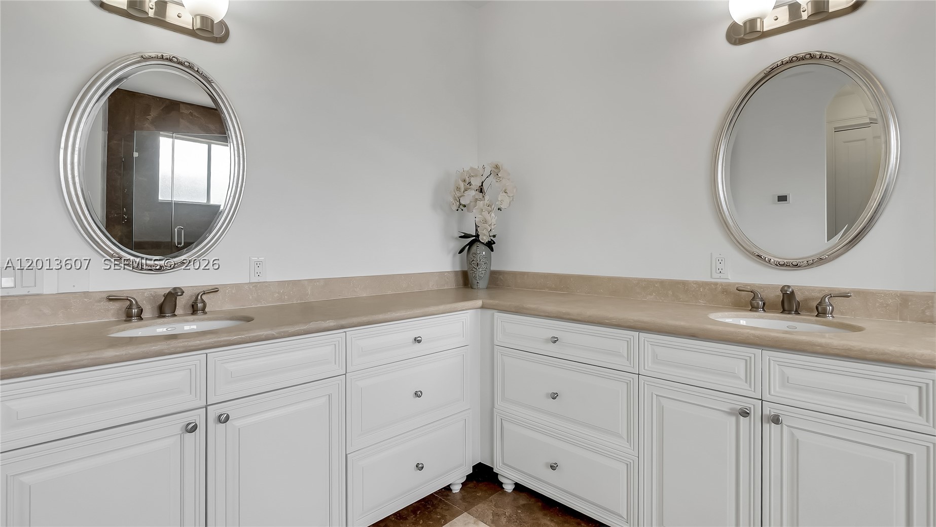 16763 NW 77th Path, Miami Lakes FL 33016
