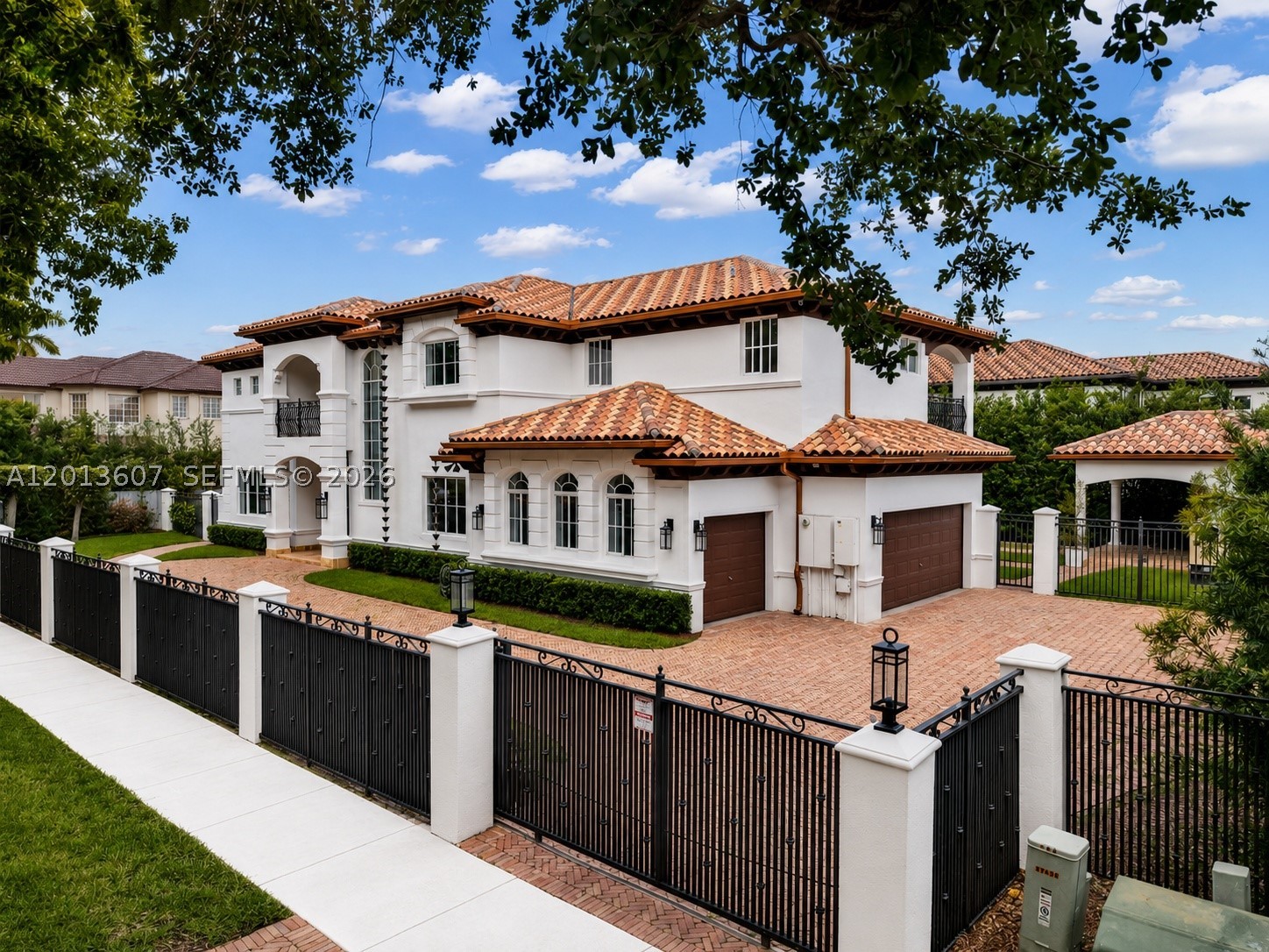 16763 NW 77th Path, Miami Lakes FL 33016