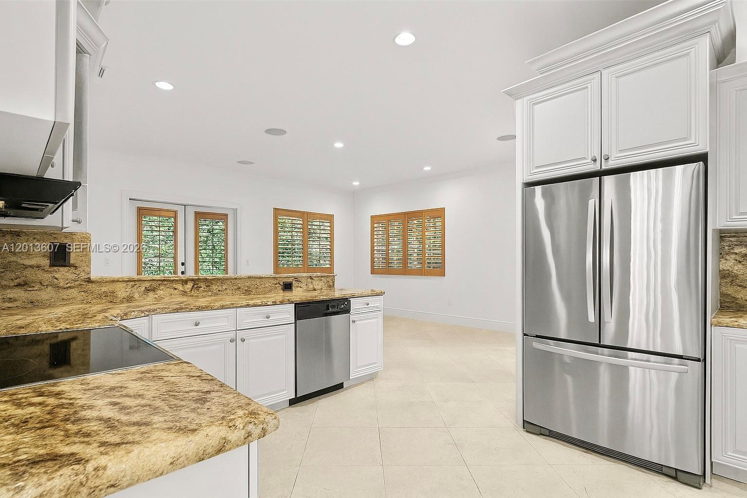 16763 NW 77th Path, Miami Lakes FL 33016