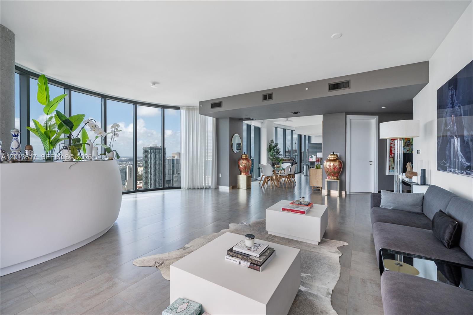 200 Biscayne Boulevard Way #4902, Miami FL 33131