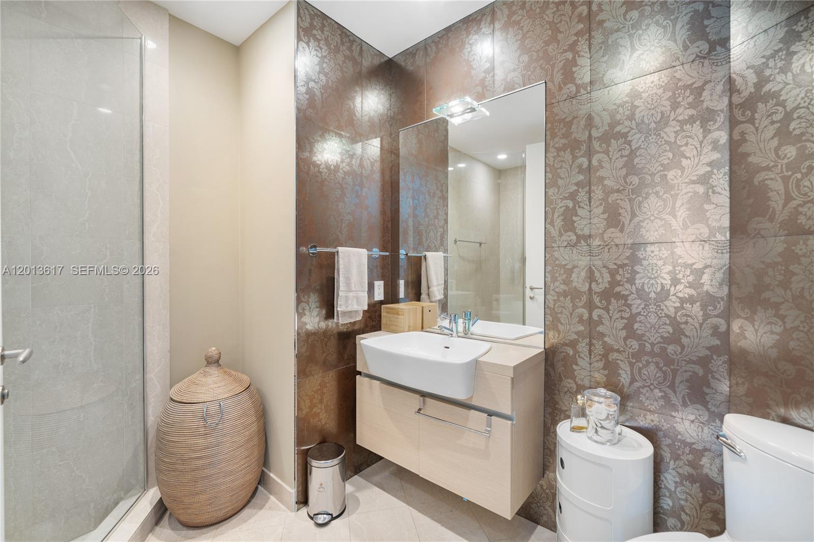 200 Biscayne Boulevard Way #4902, Miami FL 33131
