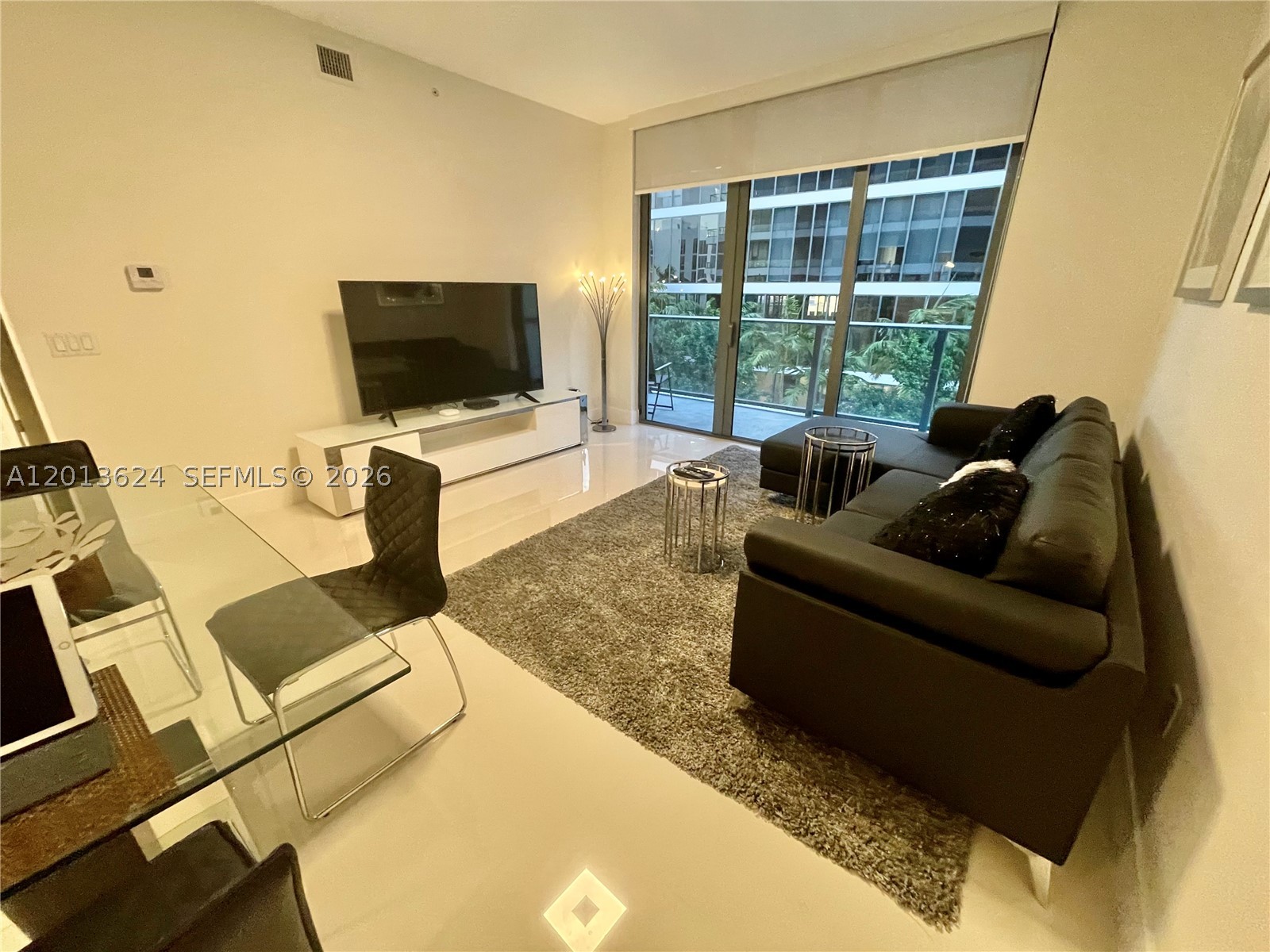 2960 NE 207th #707, Aventura FL 33180