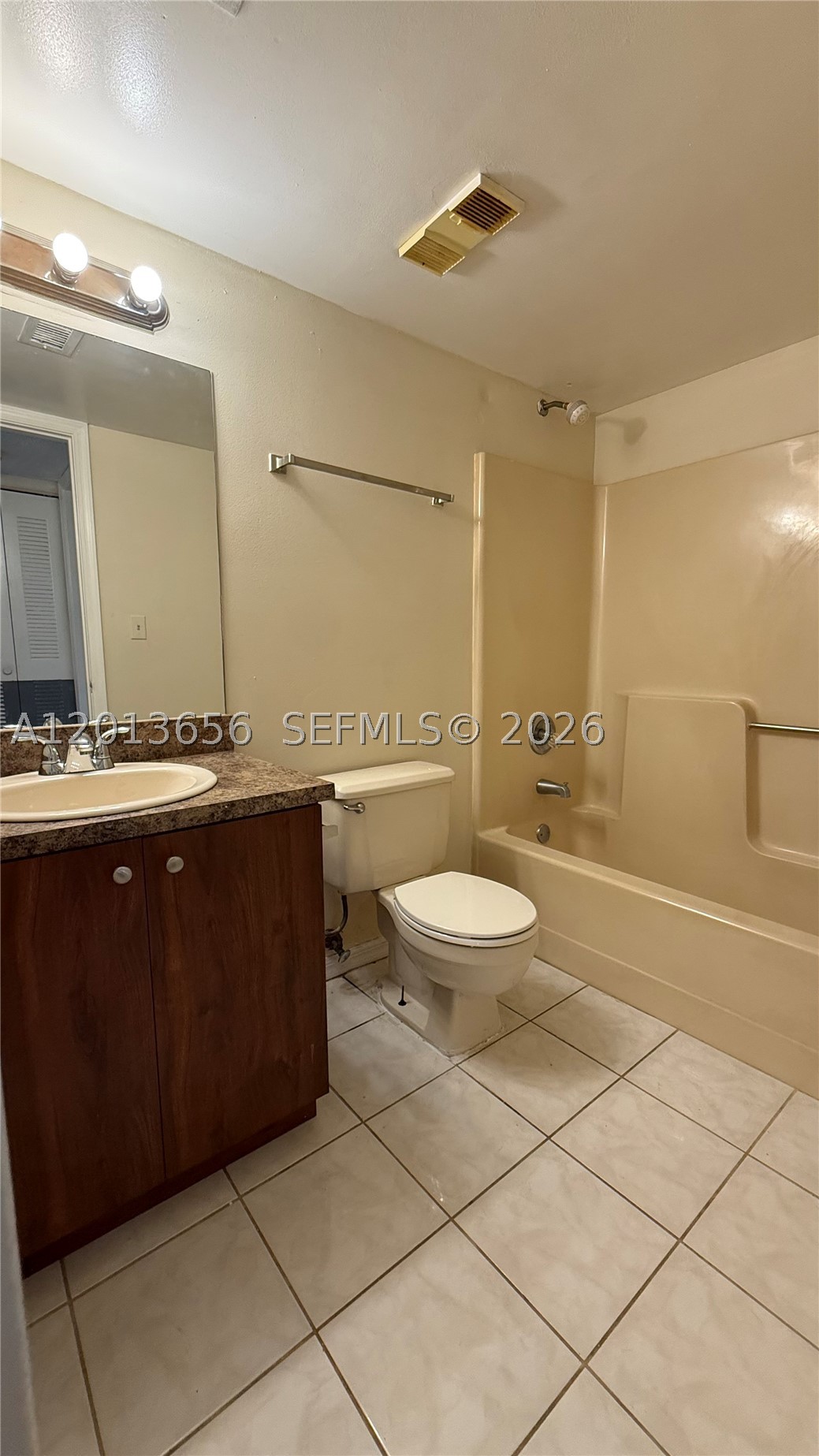 8011 Southgate Blvd #L1, North Lauderdale FL 33068