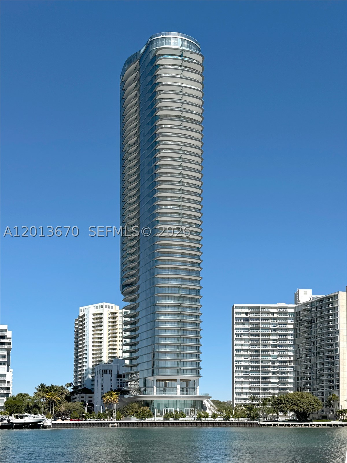 175 SE 25th Rd #4202, Miami FL 33129