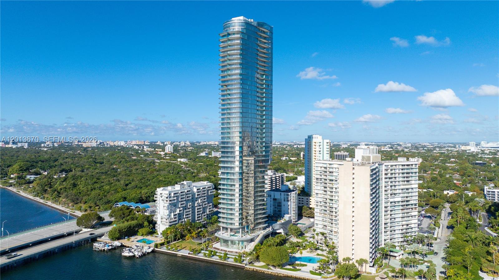175 SE 25th Rd #4202, Miami FL 33129