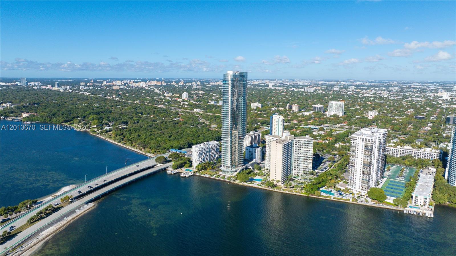 175 SE 25th Rd #4202, Miami FL 33129