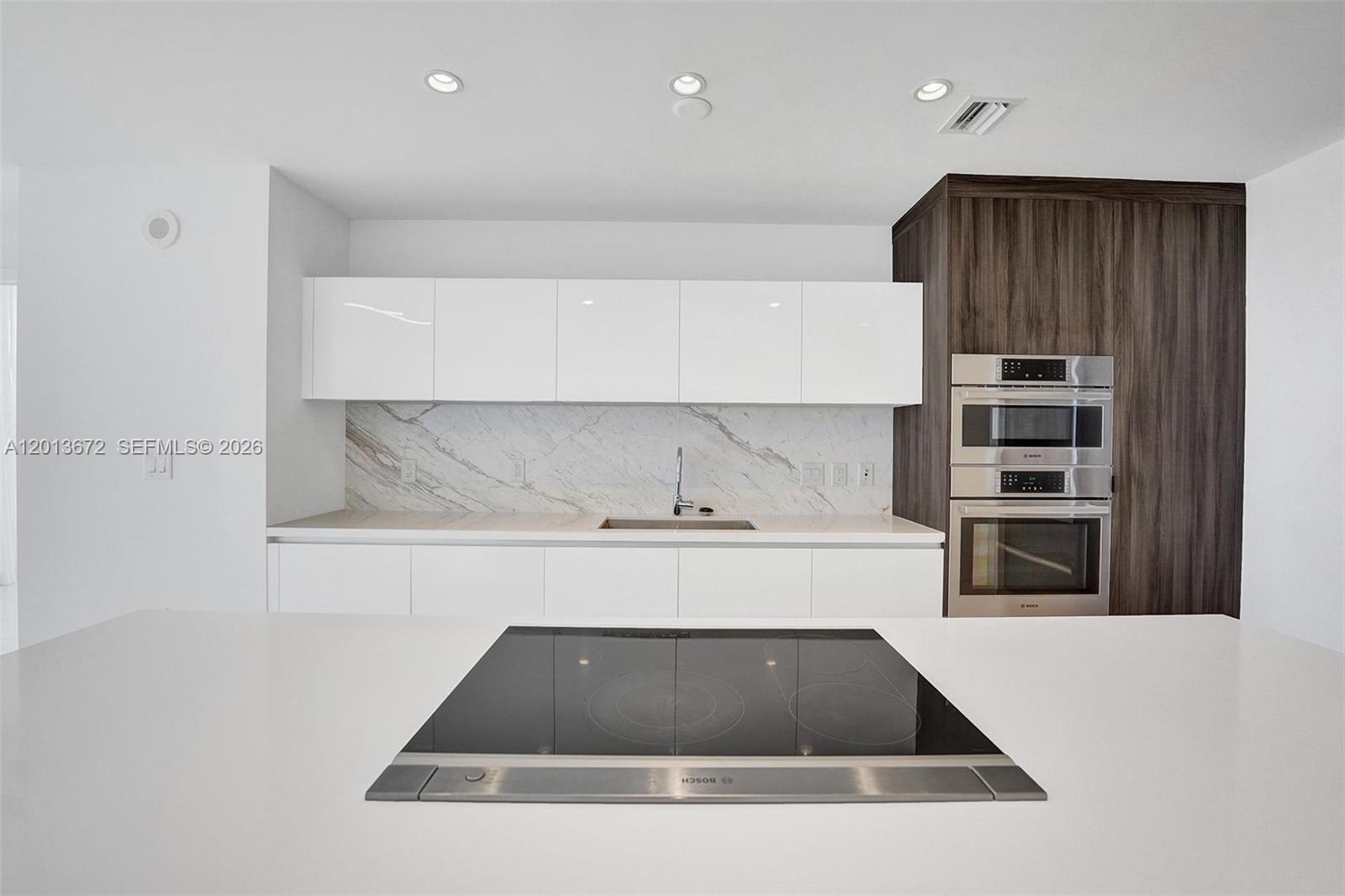 851 NE 1st Ave #4001, Miami FL 33132