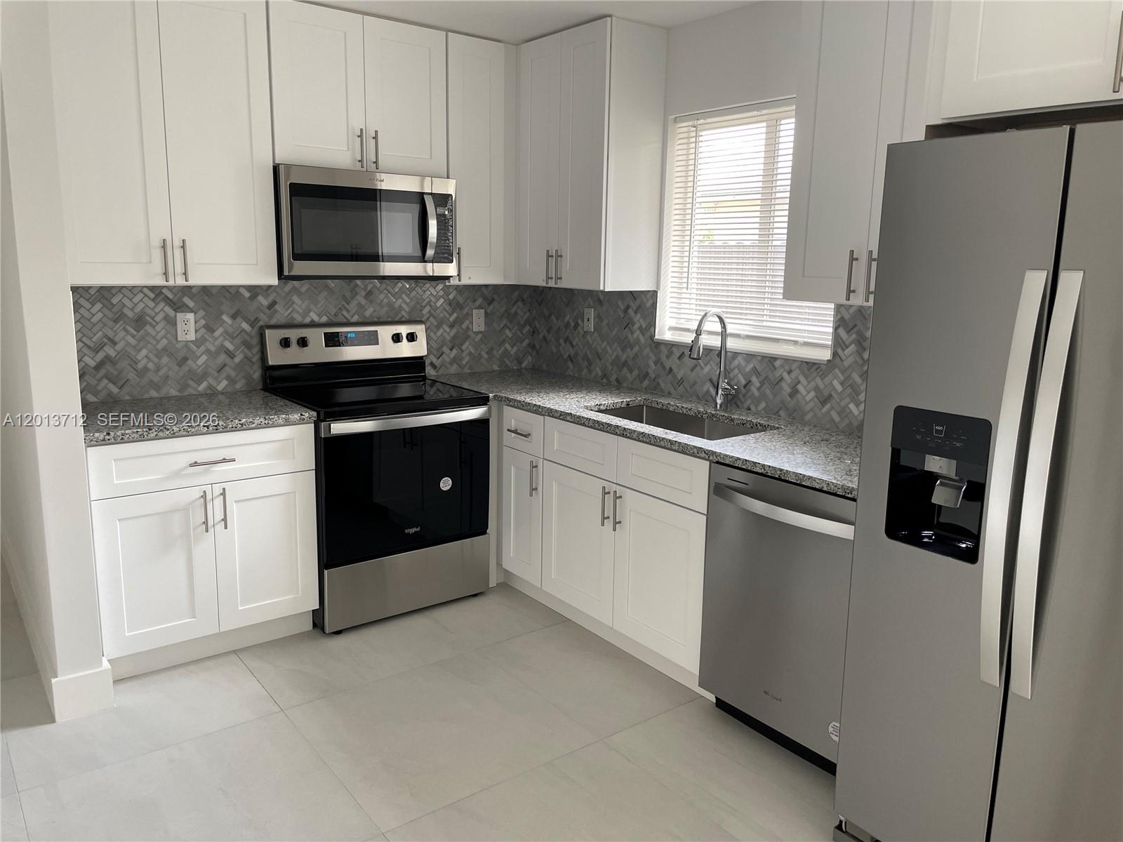 6820 SW 13th Ter #6820, Miami FL 33144