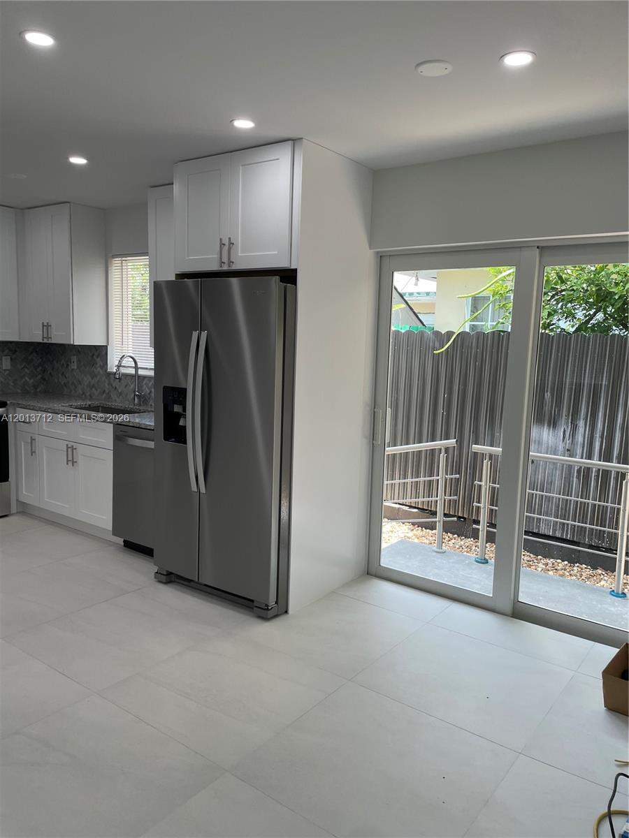 6820 SW 13th Ter #6820, Miami FL 33144
