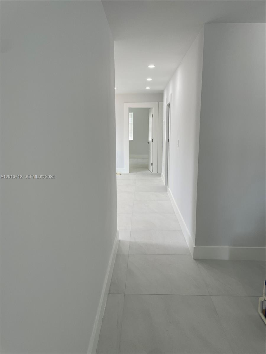 6820 SW 13th Ter #6820, Miami FL 33144