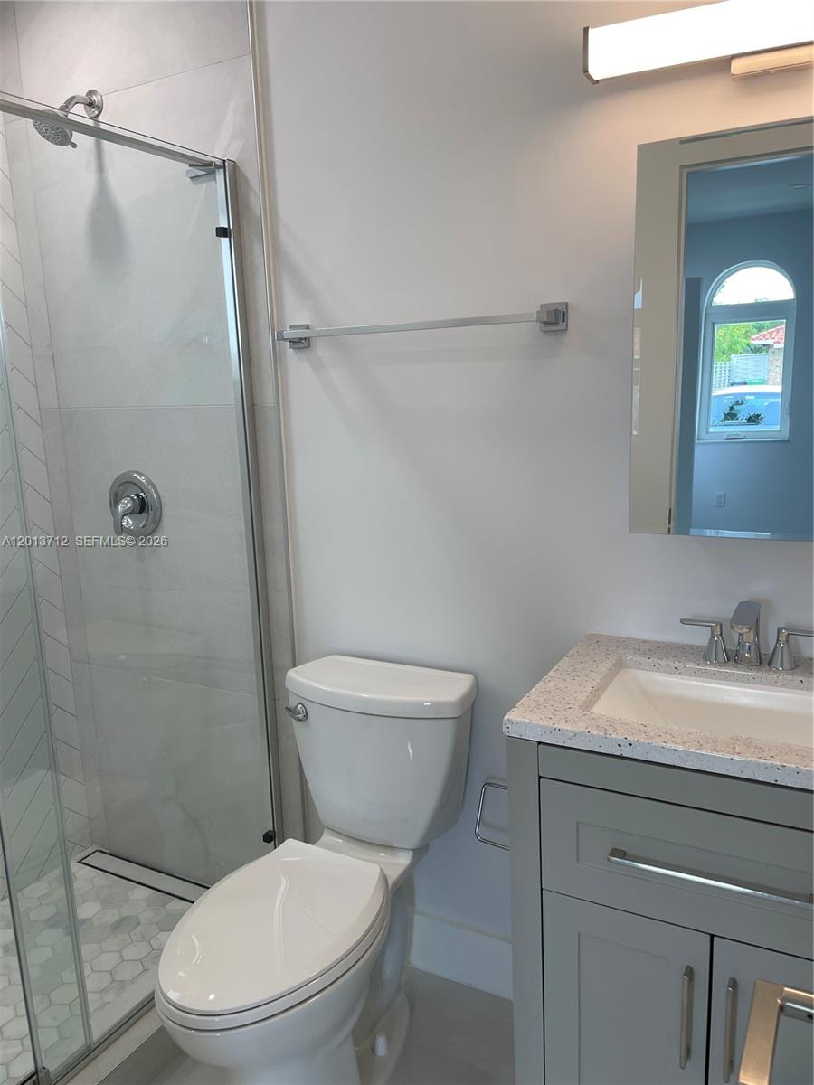 6820 SW 13th Ter #6820, Miami FL 33144