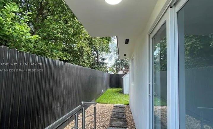 6820 SW 13th Ter #6820, Miami FL 33144