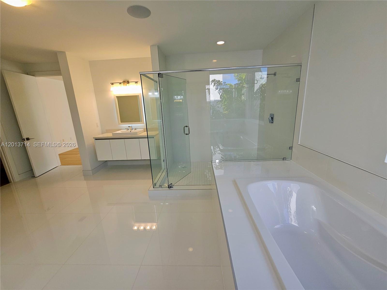 10289 NW 75th Ter #10289, Doral FL 33178
