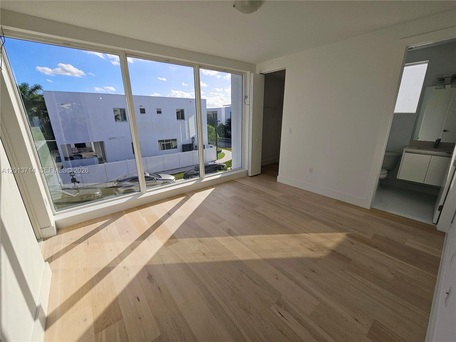 10289 NW 75th Ter #10289, Doral FL 33178