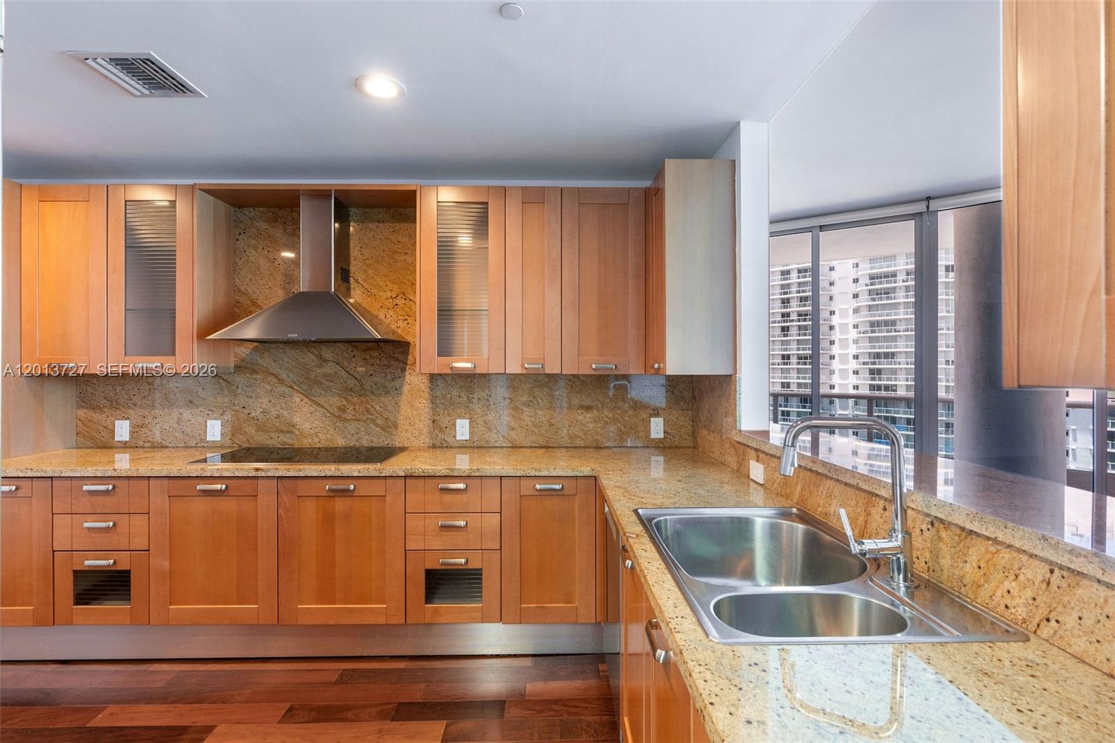 5959 Collins Ave #1101, Miami Beach FL 33140