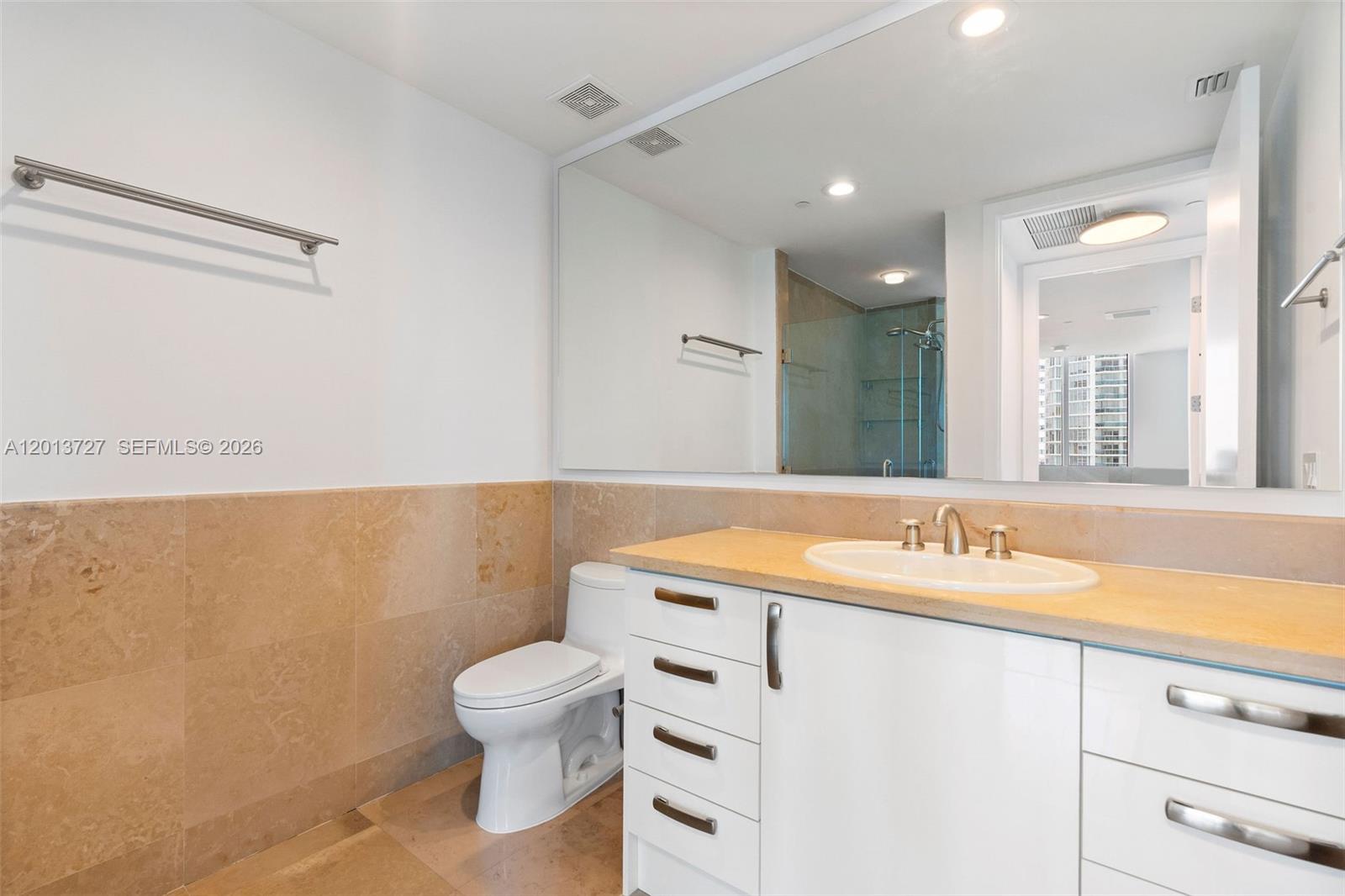5959 Collins Ave #1101, Miami Beach FL 33140